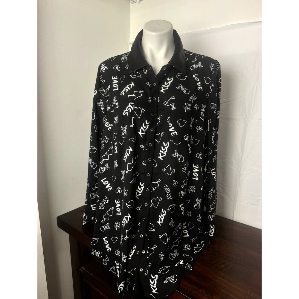 Torrid x Betsy Johnson Skull Hearts Black Georgette Blouse 1X NWT